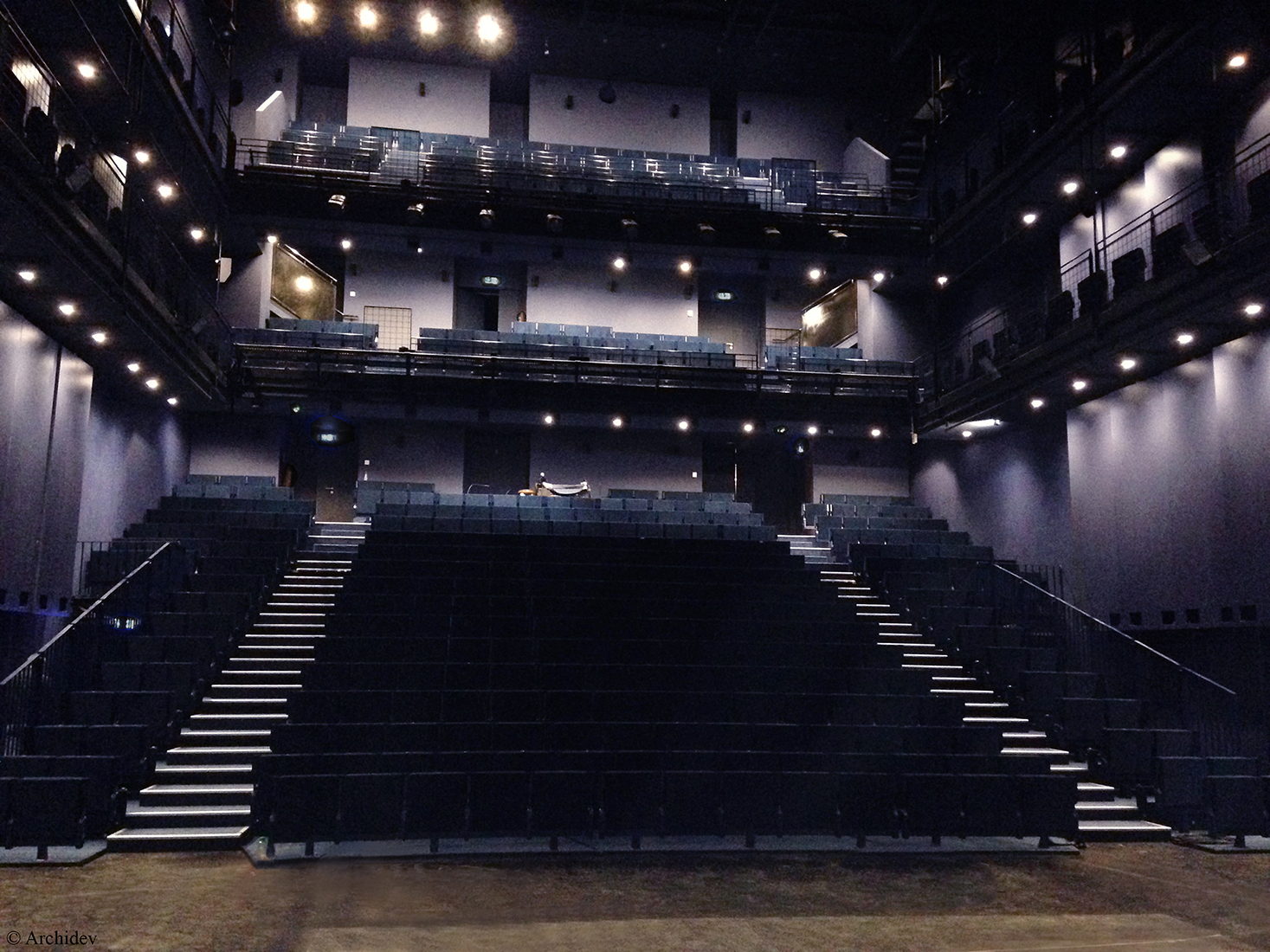 07_092018_salle finie_vue frontale