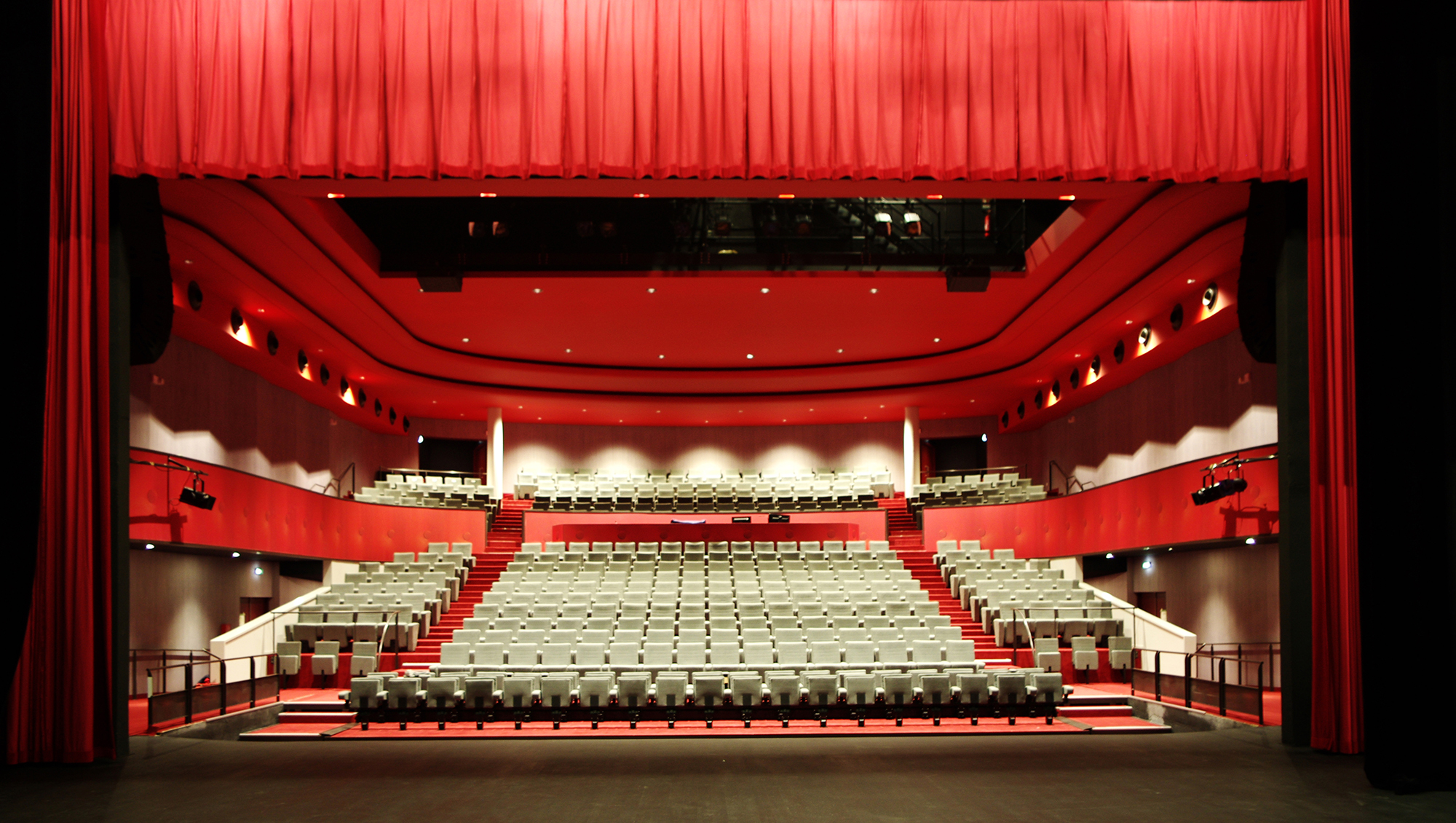 Tarare_salle frontale